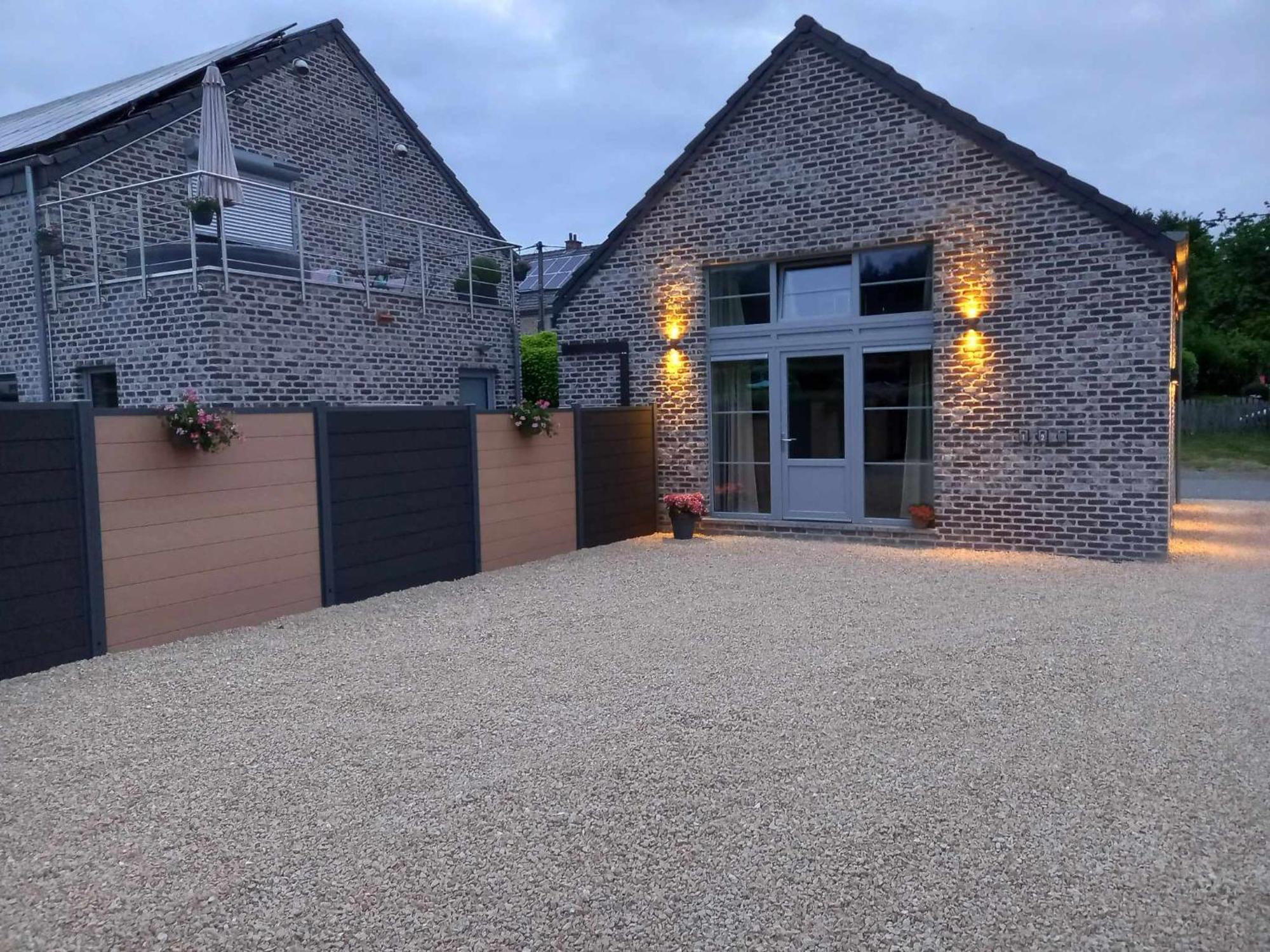 Hour House - Esc'Appart Houyet Exterior photo